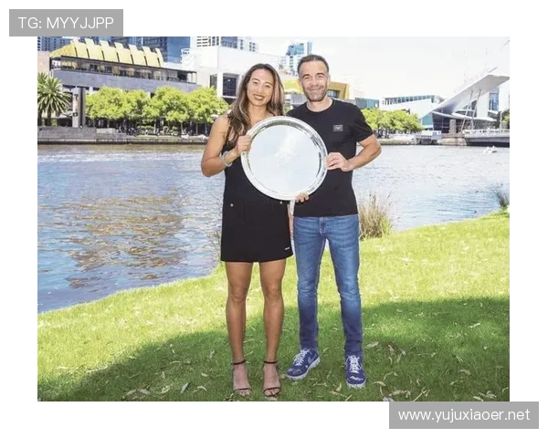 郑钦文回应与里巴合作未结束 暂时休整